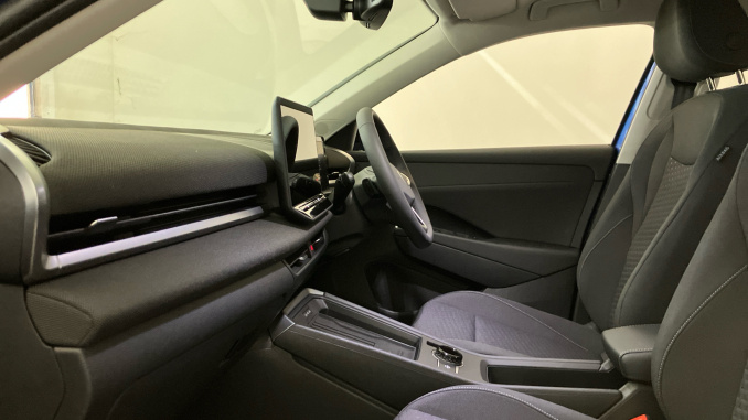 Volkswagen T-Roc 1.5 eTSI Life 5dr DSG Petrol Hatchback - Image 23